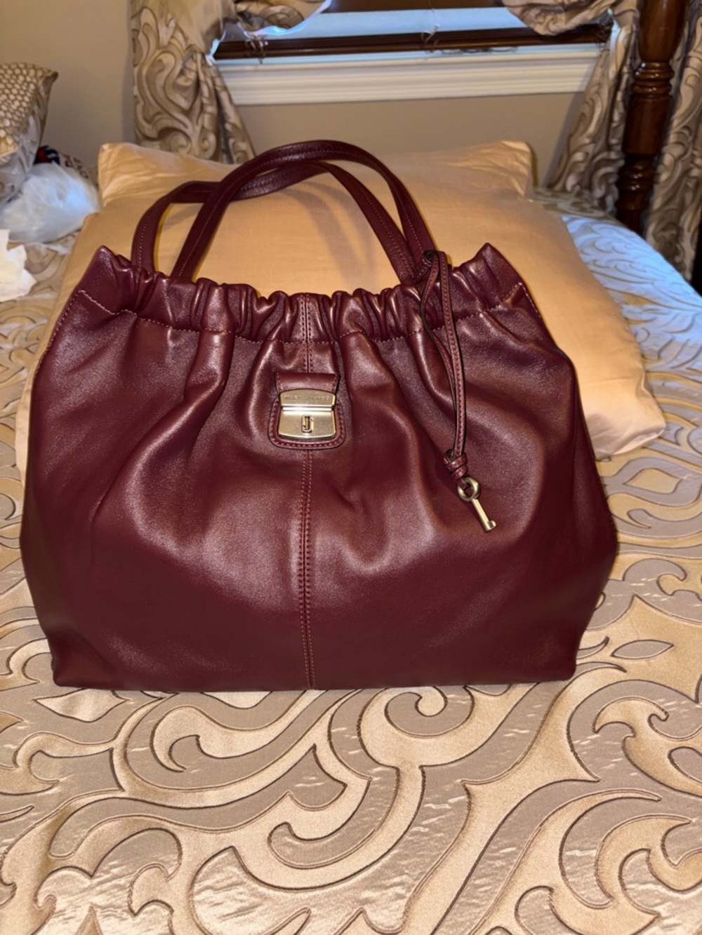 Marc Jacobs THE CRISTINA TOTE Dark Plum Leather NWY - Picture 6 of 10